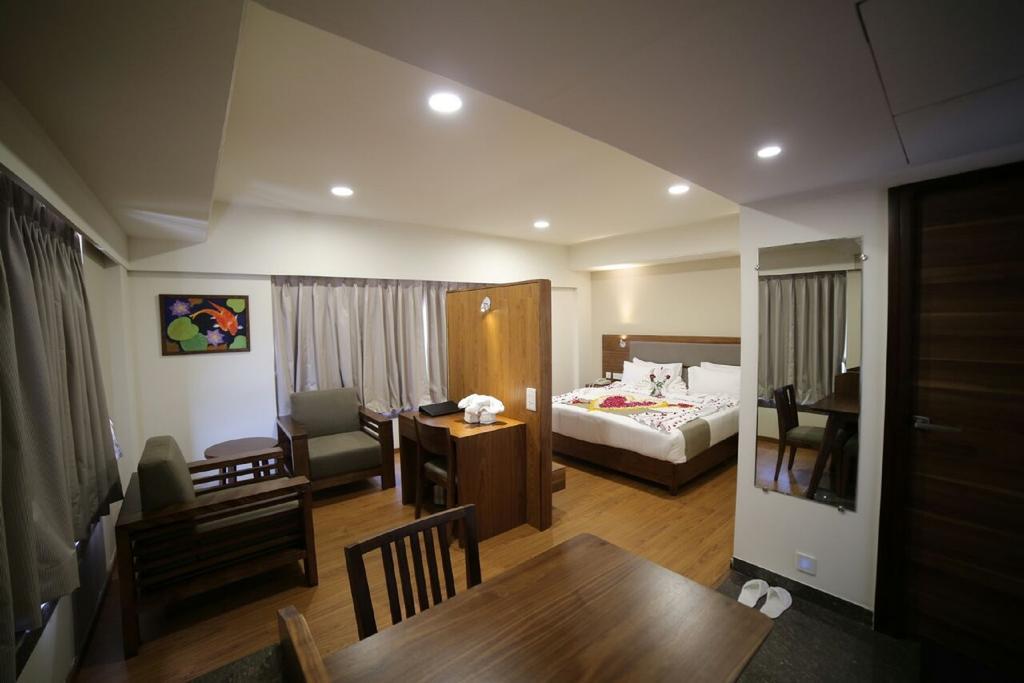 The Basil Park Hotel Bhavnagar Cameră foto