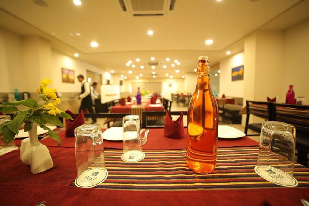 The Basil Park Hotel Bhavnagar Exterior foto